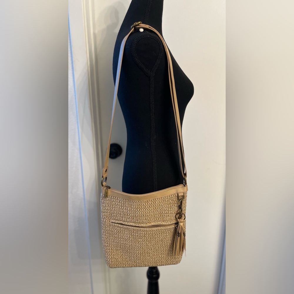 The Sak Beige Woven Shoulder Bag - Picture 2 of 11